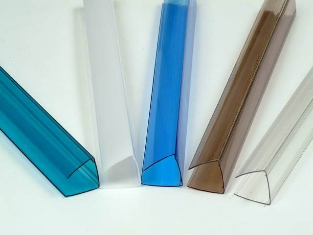 U-profiles various colors